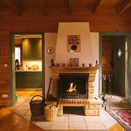 Malerisches Holzhaus 