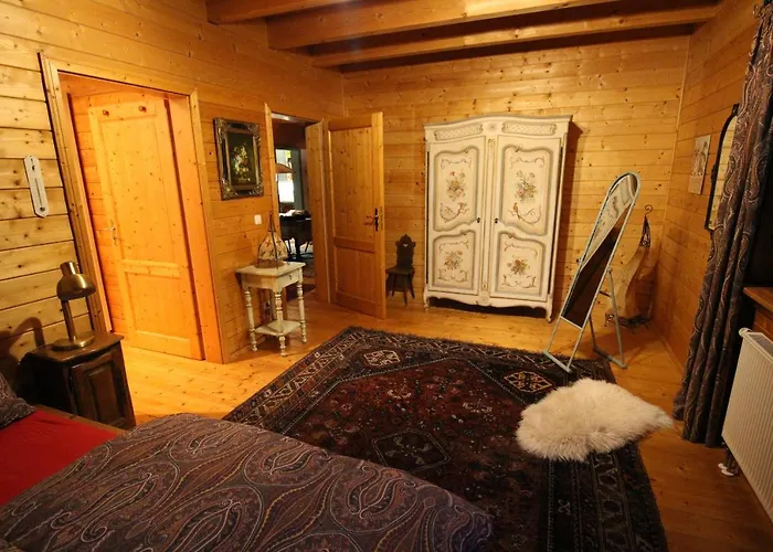 Malerisches Holzhaus 