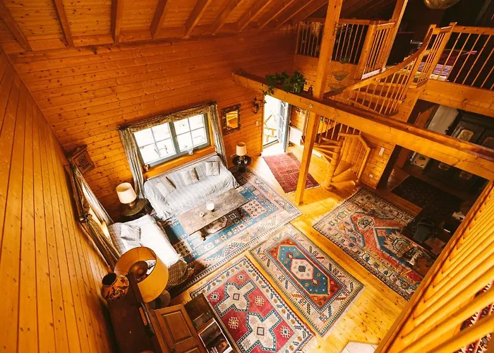 Malerisches Holzhaus 