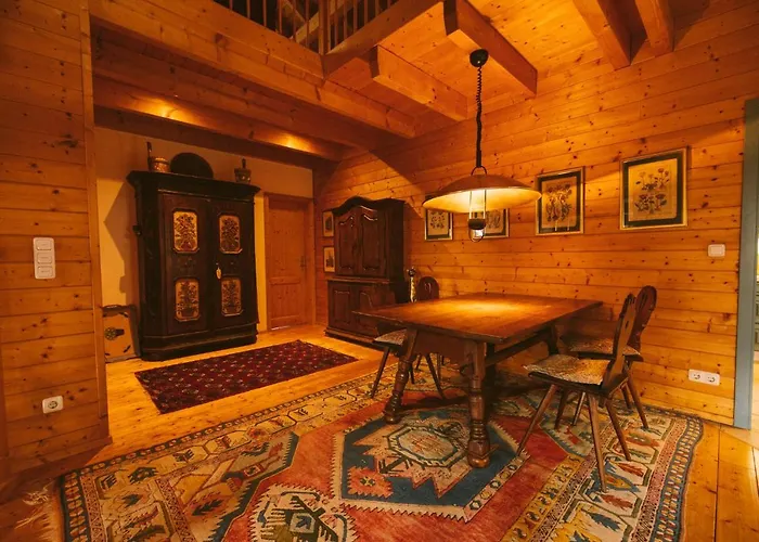 Malerisches Holzhaus 